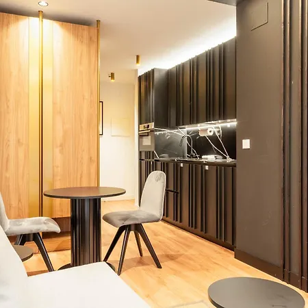 Limehome Zubieta Kalea * San Sebastián