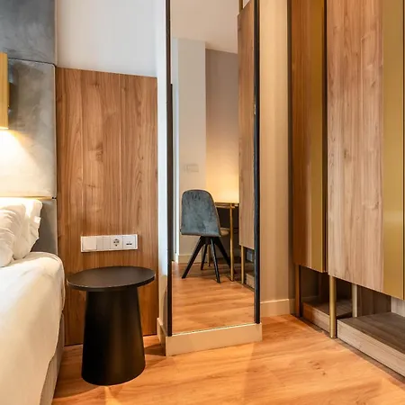 Limehome Zubieta Kalea Apartmán