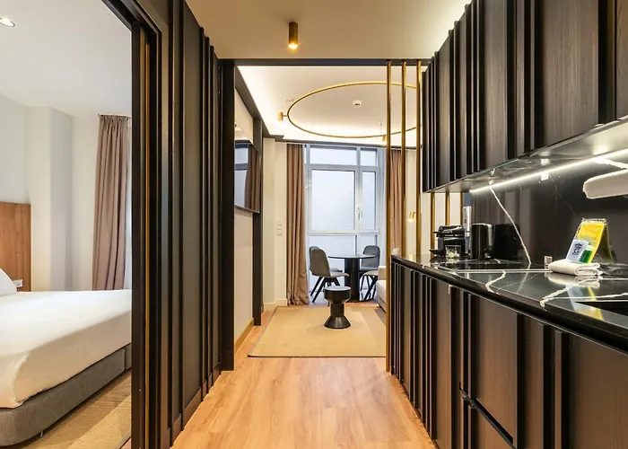 Limehome Zubieta Kalea * San Sebastian