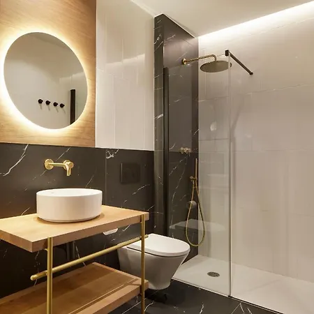 Limehome Zubieta Kalea * San Sebastián