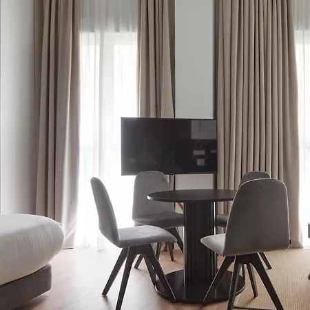 Limehome Zubieta Kalea Apartman