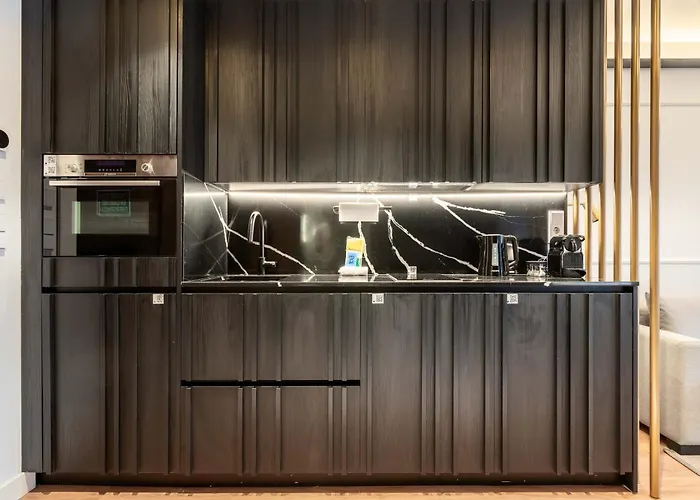 Limehome Zubieta Kalea Apartman *